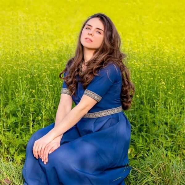 Noble short sleeve dress with ornaments - Image 4