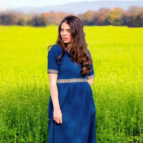 Noble short sleeve dress with ornaments - Image 2