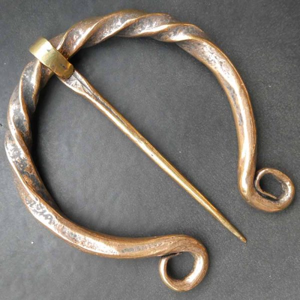 Large garment pin – solid bronze brooch